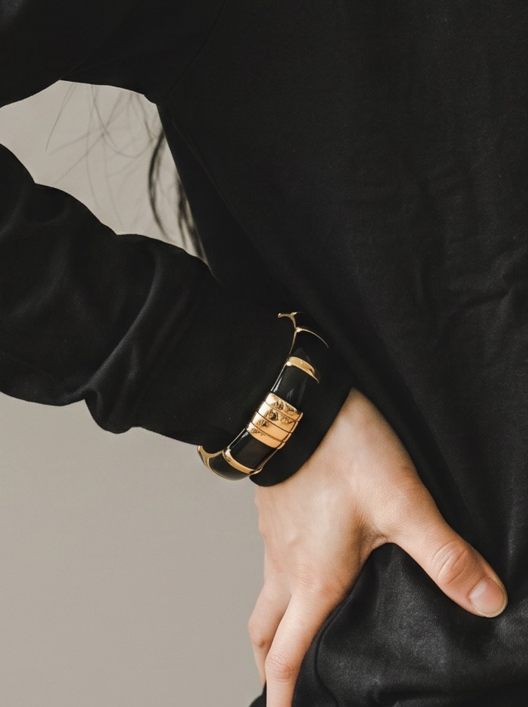 Fashion Jewelry Black and Rose Gold Enamel Logo Hinge Bangle Watch Bracelet Bella & Rose Womens Gold Tone Black Hinge Bracelet Cuff  main image 4